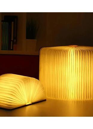 Настільна лампа світильник у вигляді книги foldable book lamp нічник для дитячої кімнати2 фото