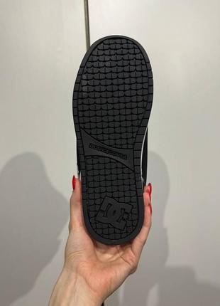 Кросівки dc shoes court graffik 8