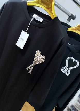 Футболка , дуже стильна