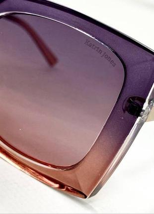 Сонцезахисні окуляри жіночі бузково-сірі4 фото