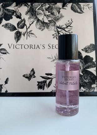 Міст, парфумований спрей для тіла victoria secret оригінал міст, mist,спрей, mini travel 75 ml velvet petails1 фото