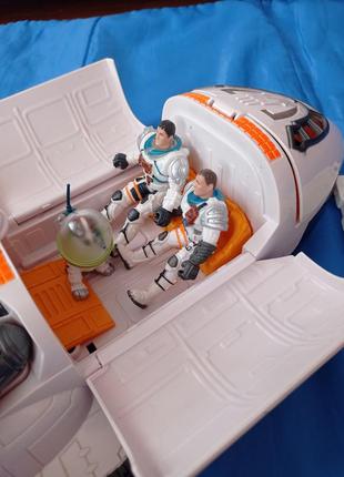 Космический шаттл чап мей с космонавтами и собакой.10 фото