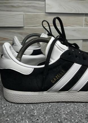 Кроссовки adidas gazelle . оригинал4 фото