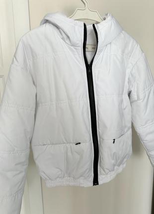 Куртка на синтепоні біла2 фото