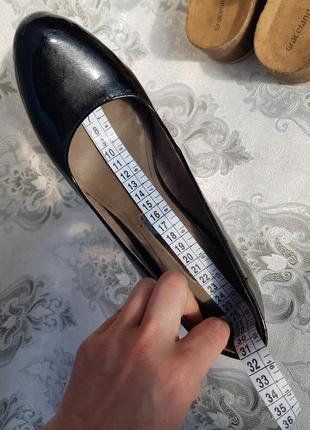 Лакові класичні туфлі tamaris8 фото