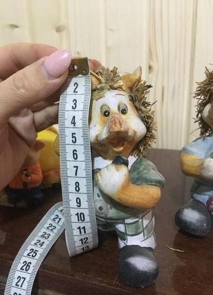Їжак, статуетка 8