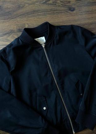 Бомбер bershka 2