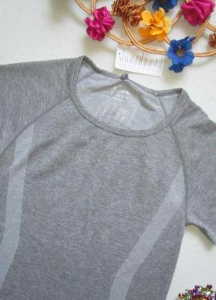 Суперовая спортивная бесшовная зональная футболка серый меланж workout atmoaphere.2 фото