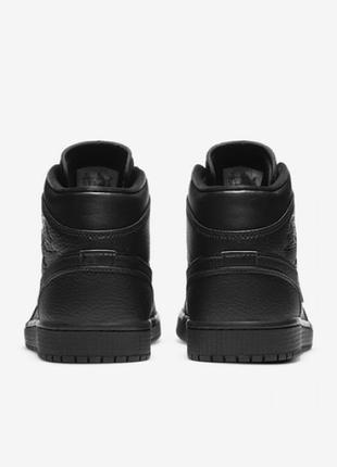 Кросівки чоловічі jordan 1 mid triple black (554724-091)5 фото