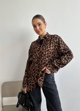 Стильна жіноча трендова сорочка рубашка з принтом леопард віскоза 100%