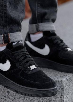 Мужские замшевые, черные, стильные кроссовки nike air force 1. 41, 43, 44. 0667 ал демисезонные2 фото