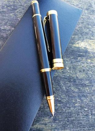 Ручка письмова з гравіюванням іменна зі змінними стрижнями у футлярі