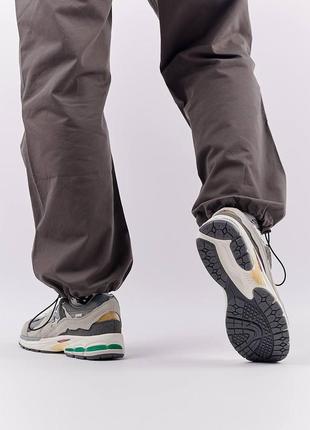 Мужские кроссовки new balance 2002r grey серые повседневные кроссовки спортивные кроссовки нью баланс8 фото