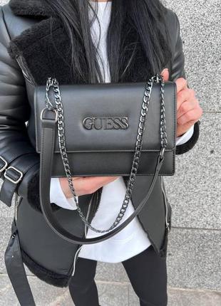 Кожаная женская сумка guess черная женская сумочка на цепочке через плечо гесс в подарочной упаковке8 фото