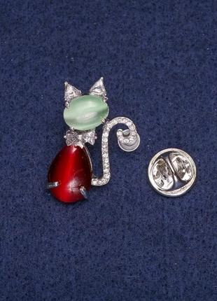 Брошь котик кошачий глаз
