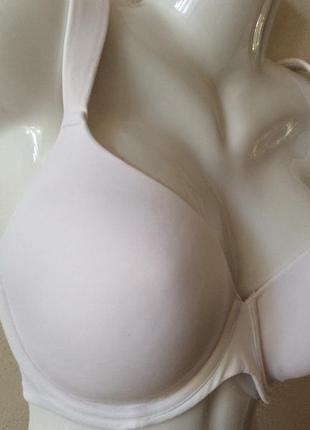 Бюстгальтер з високоякісних формованих чашками lingerie 80/e2 фото