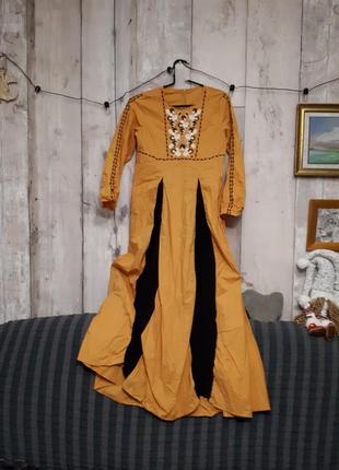 Длинное желтое платье с вышивкой с отрезной талией платье в пол желтого цвета р 101 фото