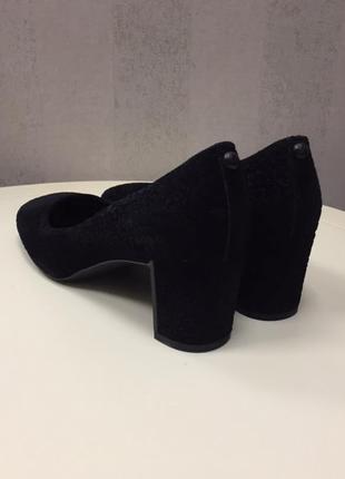 Жіночі туфлі donald j pliner, нові, оригінал, розмір 38.3 фото