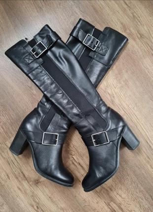 Кожаные женские сапоги Tamaris