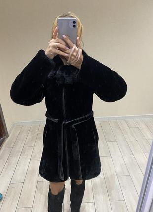 Шуба натуральна з норковим коміром