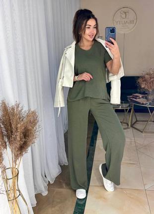Жіночий костюм футболка штани вільного крою