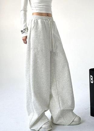 Прямі штани з затяжками знизу😍