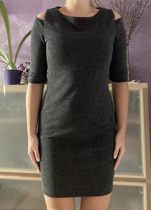 Платье в рубчик