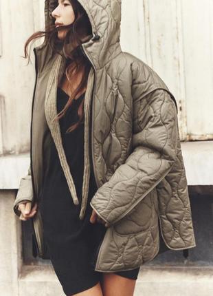 Zara  стьобана куртка з капюшоном жіноча6 фото