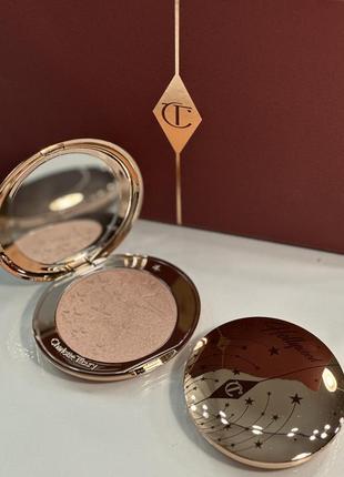 Charlotte tilbury hollywood glow glide face architect highlighter