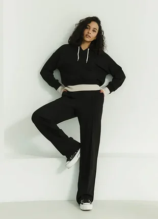Чорний костюм зі штанами оверсайз костюм з брюками і худі