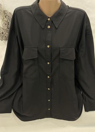 Базовая черная рубашка