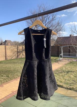 Нова коротка чорна сукня від гесс, guess ( оригінал )