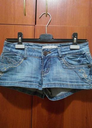 Коротенькие шортики