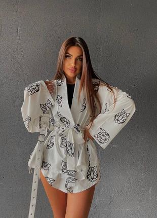 Костюм шёлк в принт кимоно с поясом и шорты7 фото
