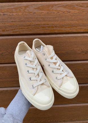 Жіночі низькі  кеди конверс  converse chuck 70 classic low-top beige 2 / жіноче демісезонне взуття на весну, літо та осінь конверси бежеві кросівки4 фото