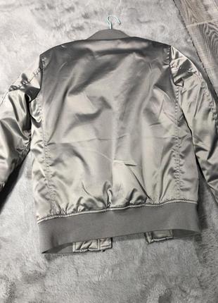 Куртка женская бомбер женский серый серебро5 фото