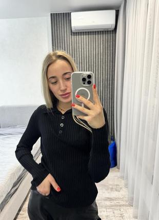 Свитер