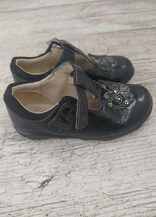 Туфли лакированные