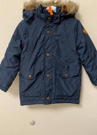 Зимняя курточка 110-116 размер