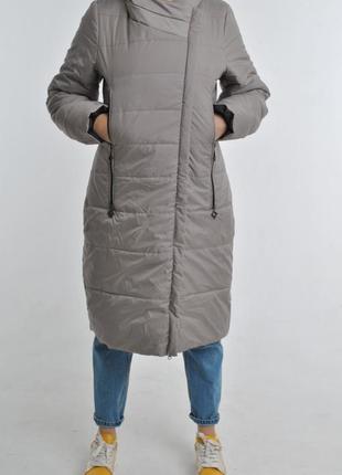 Осеннее стеганое пальто куртка по типу косухи с капюшоном2 фото