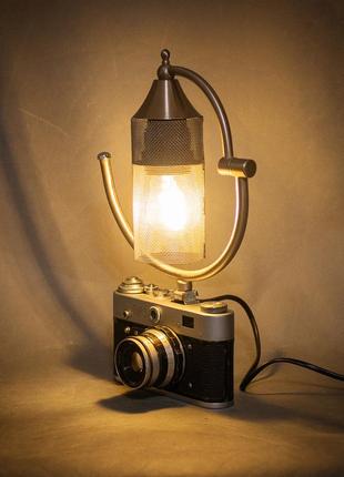 Настільний оригінальний світильник у стилі лофт.3 фото