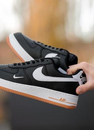 Мужские кожаные, черные с белым, стильные кроссовки nike air force low. от 40 до 44 гг. 0796 ал деми