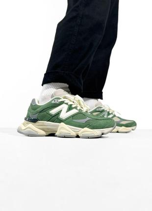 Жіночі кросівки new balance 9060 green beige нью беланс зеленого з бежевим кольорів