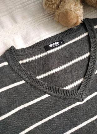 Тонкий светр в'язаний легкий на осінь.2 фото