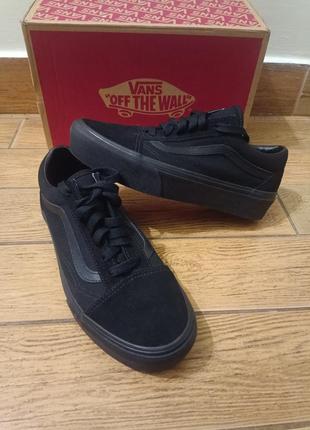 Кеди vans

низькі кеди vn0a3wmavnd1 old skool comfycush classic black/black оригінал original