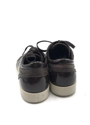 Оригінальні жіночі кросівки eccco (є невеликий дефект! )6 фото