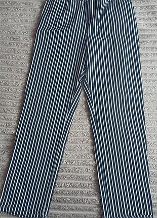 Жіночі штани з ідеальною посадкою у полоску