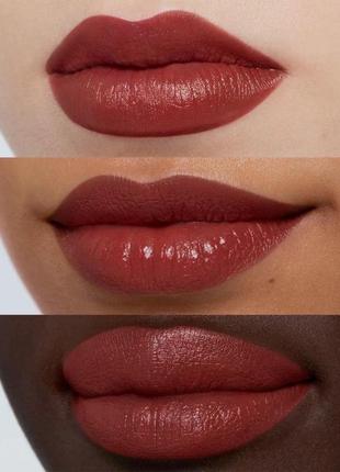 Розкішна помада для губ з зволожуючим ефектом від bobbi brown luxe lipstick відтінок claret 2.3 g2 фото