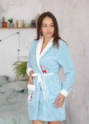 Короткі махрові халати з капюшоном