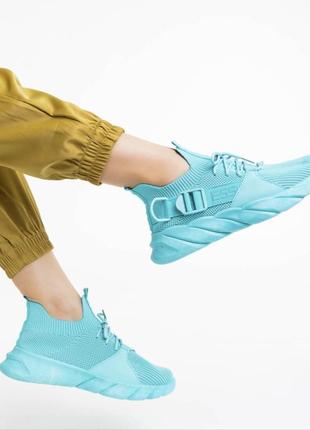 Кросівки легесенькі ( середня,широка ніжка) в стилі adidas